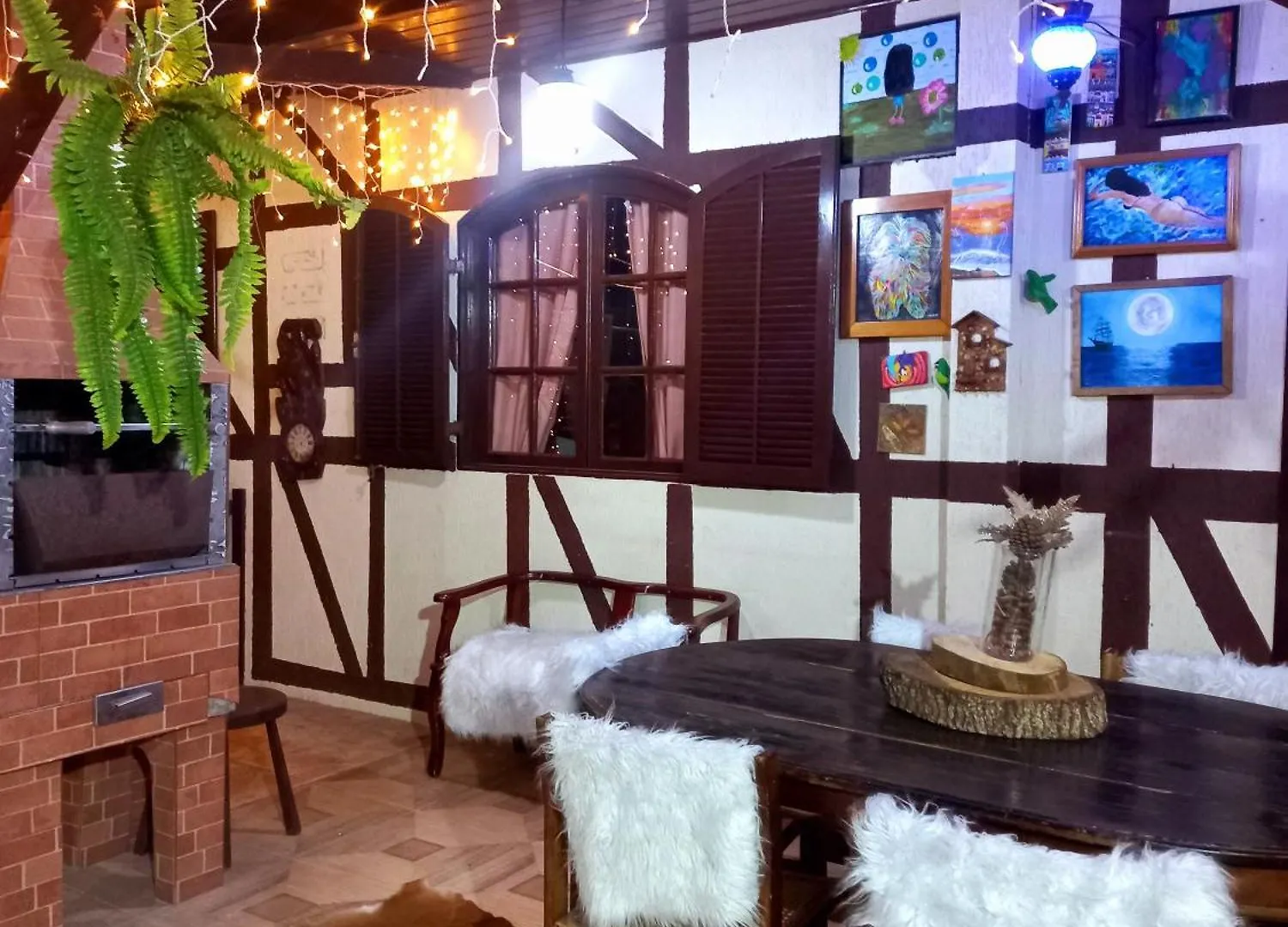 Quarto em Acomodações Particulares Suite Refúgio da Serra em Campos do Jordão Brasil